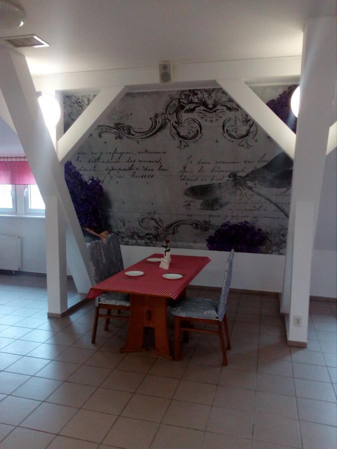 Отель Chrobry Szprotawa Экстерьер фото